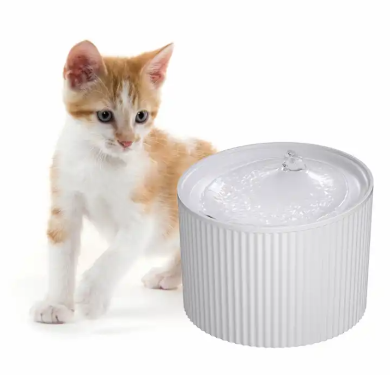 PAPIFEED Smart Pet Water fountain Automatic Cat dog water hygienic dispenser 2L full filtration For Home Pets - BAS Kuwait